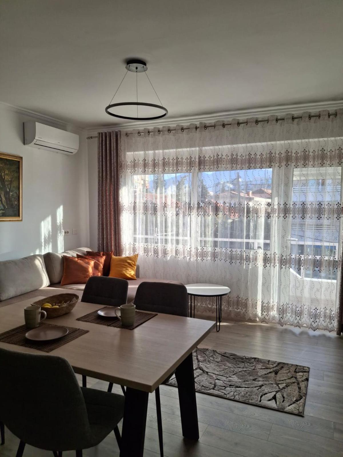 New Fabulous Attic - Modern And Stylish Apartment